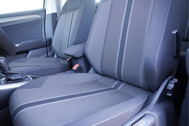 Volkswagen T-Roc 1.5 TSI 150PK! Style Business BJ2020 Lmv 16" | Led | Pdc | Navi | Elek. achterklep | Achteruitrijcamera | App-Connect | Virtual cockpit | Climate control | Cruise control | Verwarmde voorstoelen | Getint glas