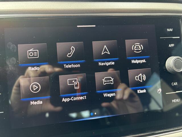 Volkswagen T-Roc 1.5 TSI Style, cruise/airco/navi, apple/anroid