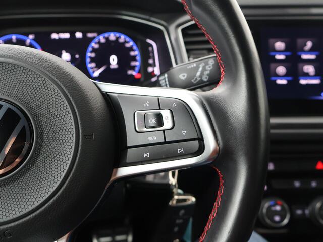 Volkswagen T-Roc 1.5 TSI Sport Business R | 150 PK | Automaat | Trekhaak | Multifunctioneel stuurwiel | Cruisecontrol | Achteruitrij camera |