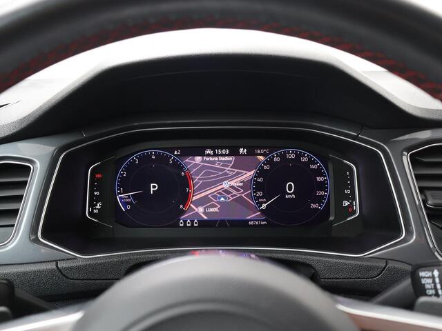 Volkswagen T-Roc 1.5 TSI Sport Business R | 150 PK | Automaat | Trekhaak | Multifunctioneel stuurwiel | Cruisecontrol | Achteruitrij camera |