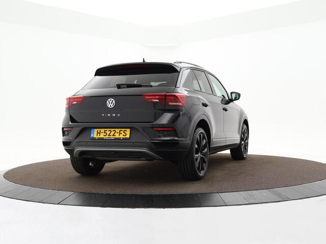 Volkswagen T-Roc 1.5 TSI 150pk Sport · Camera · Trekhaak · Elek. Achterklep · Apple/Android Car Play · Navigatie · 18'' Inch ·