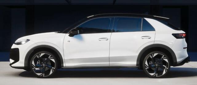 Volkswagen T-Roc 1.5 eTsi R-Line First Edition