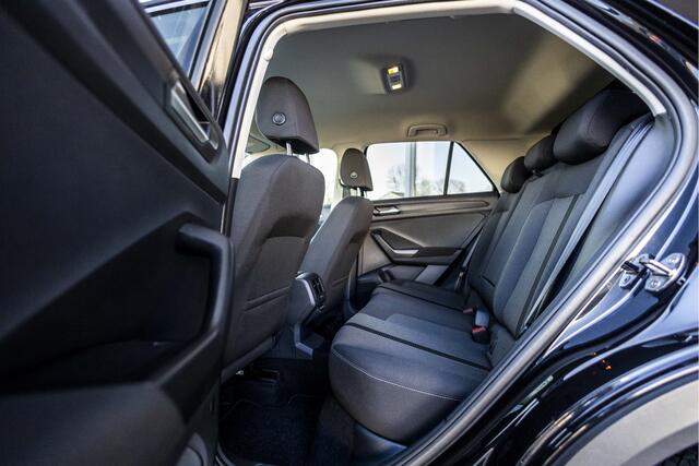 Volkswagen T-Roc 1.0 TSI Life | LED | ACC | Carplay
