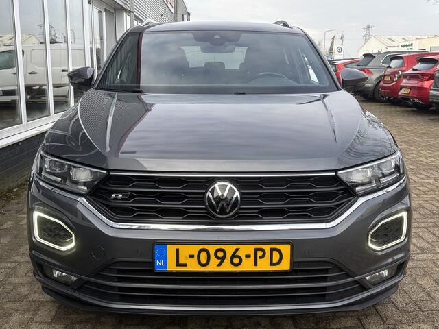 Volkswagen T-Roc 1.5 TSI Sport 2x R-Line | Parkeer Camera | Adaptieve Cruise | Navi