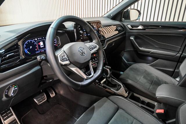 Volkswagen T-Roc 1.5 TSI R-Line | PANO | ACC | STOELVERWARMING | TREKHAAK