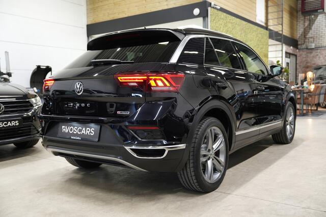Volkswagen T-Roc 2.0 TSI 190PK 4Motion Sport DSG * Pano - Virtual - Trekhaak - Beats - Leder - ACC - Blind Spot *