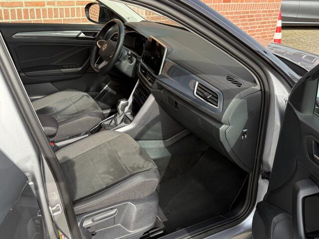 Volkswagen T-Roc 1.5 TSI R-LINE BNS+