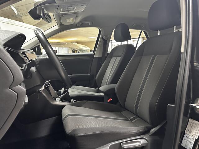 Volkswagen T-Roc 1.5 TSI Style Business /150PK! /Lane Assist! /Apple + Android /DAB+! /Navi /Airco /Adaptief Cruise /Elek. pakket /Bluetooth /Regensensor /16"LMV /Extra getint glas /LED Dagrijverl. /Dakrails /PDC V+A!