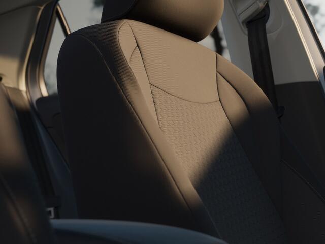 Volkswagen T-Roc Life First Edition 1.5 eTSI 116 PK | Trekhaak | Stoel- & Stuurverwarming | Carplay | Camera |