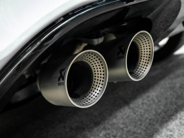 Volkswagen T-Roc 2.0 TSI 4Motion R | Akra | Elektrische stoelen met geheugen | Pano | Stoelverwarming |