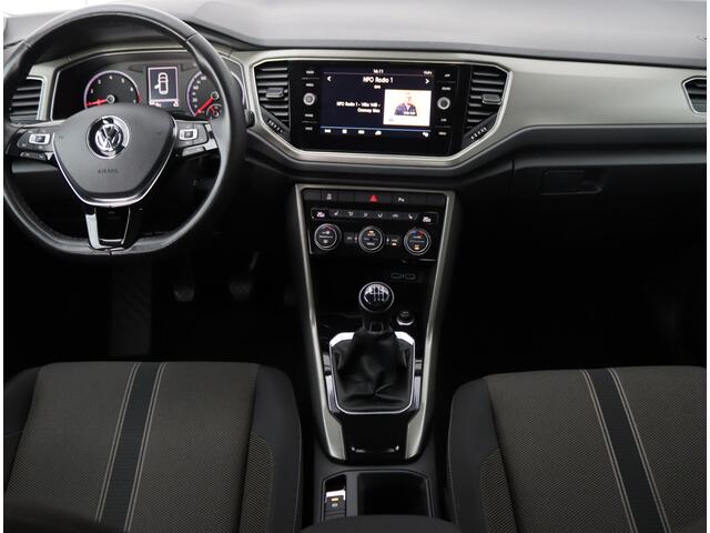 Volkswagen T-Roc 1.0 TSI Style | Stoelverwarming | Camera | ACC |