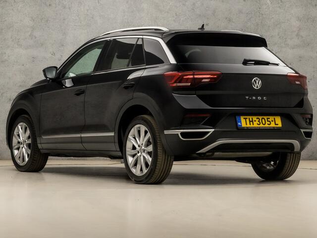 Volkswagen T-Roc 1.5 TSI Sport 150Pk (PANORAMADAK, VIRTUAL COCKPIT, APPLE CARPLAY, LEDER, SPORTSTOELEN, GETINT GLAS, ADAPTIVE CRUISE, LED KOPLAMPEN, NIEUWSTAAT)