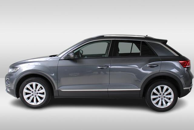 Volkswagen T-Roc 1.5 TSI Sport Navigatie | Camera | Climate control DAB | Inklapbare spiegels | Digitale Cockpit
