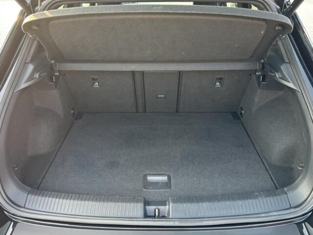 Volkswagen T-Roc 2.0 TSI R 4MOTION TREKHAAK/CAMERA/PANO-DAK/ELEK-KLEP/BEATS/ACC/STOELVERW