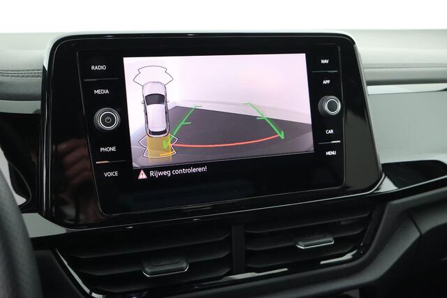 Volkswagen T-Roc 1.5 TSI 150pk DSG R-Line Black Style Camera Keyless Virtual Cockpit App-Connect