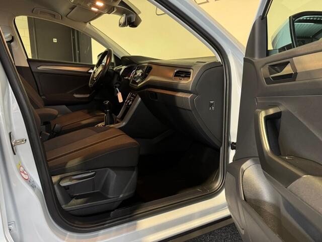 Volkswagen T-Roc 1.0 TSI STYLE l NAP l ACC l TREKHAAK l CARPLAY l LMV l