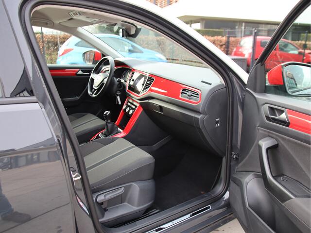 Volkswagen T-Roc 1.0 TSI Style Business Beats, FULL LED, Stoel- & Stuurvw. Prijspakker!