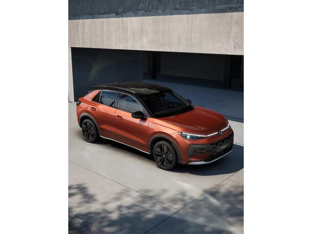 Volkswagen T-Roc 1.5 eTSI 116 7DSG Style First Edition Automaat | Achterklep, elektrisch, met sensorgestuurde opening (Easy Open) | Black Style Pakket