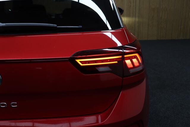 Volkswagen T-Roc 1.0 TSI Life | Adaptive-cruise | Parkeer-assistent | Parkeerhulp | Clima | Maps Navigatie | Full Led | LM Velgen | Apple Carplay & Android Auto