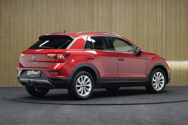 Volkswagen T-Roc 1.0 TSI Life | Adaptive-cruise | Parkeer-assistent | Parkeerhulp | Clima | Maps Navigatie | Full Led | LM Velgen | Apple Carplay & Android Auto