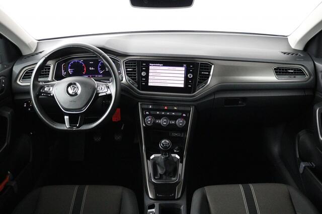 Volkswagen T-Roc 1.0 TSI Style - Panoramadak - Eletrische kofferklep