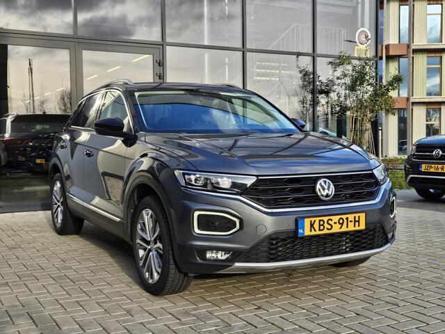 Volkswagen T-Roc 1.5 TSI Style Business Carplay Cam Stoelvw LM18