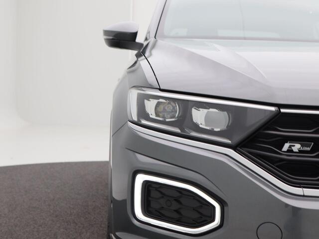 Volkswagen T-Roc 1.5 TSi 150 Pk Automaat Sport Business R-Line | Panoramadak | Adaptive Cruise | Climate Control | Stoelverwarming | Parkeersensoren | Bluetooth | Trekhaak | Navigatie | 19 Inch | 67.919 Km!!