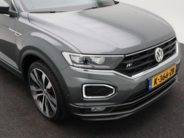 Volkswagen T-Roc 1.5 TSi 150 Pk Automaat Sport Business R-Line | Panoramadak | Adaptive Cruise | Climate Control | Stoelverwarming | Parkeersensoren | Bluetooth | Trekhaak | Navigatie | 19 Inch | 67.919 Km!!