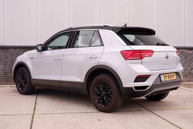 Volkswagen T-Roc 1.0 TSI Style Business | Adaptive Cruise | Climate | Carplay | DAB | Navi