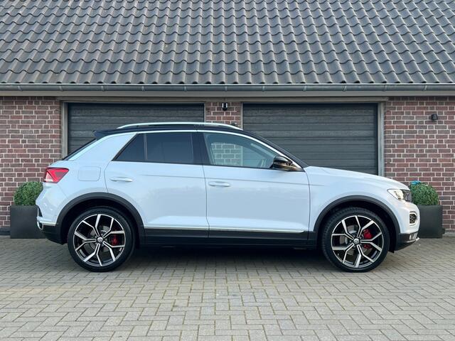 Volkswagen T-Roc 2.0 TSI DSG 4MOTION 190PK SPORT PANO KEYLESS