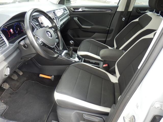 Volkswagen T-Roc 1.5 TSI Sport