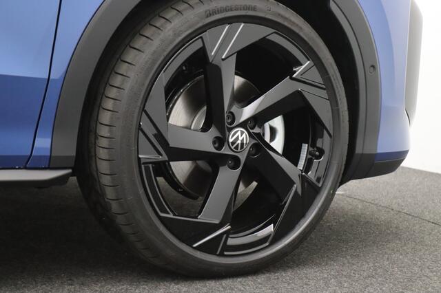 Volkswagen T-Roc 1.5 eTsi R-Line First Edition 150PK DSG Pano-Schuifdak, Trekhaak