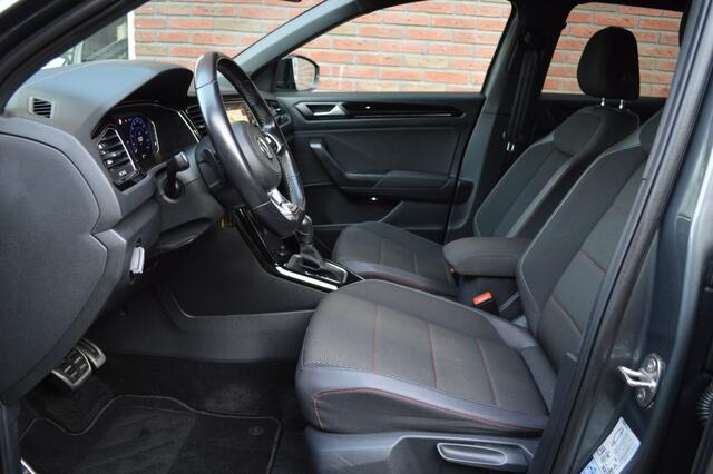Volkswagen T-Roc 1.5 TSI Sport DSG Led Panorama Virtual Acc Camera Afn.trekh Pdc
