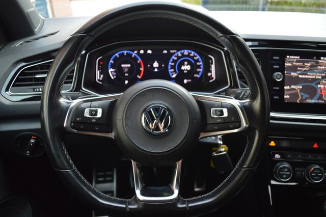 Volkswagen T-Roc 1.5 TSI Sport DSG Led Panorama Virtual Acc Camera Afn.trekh Pdc