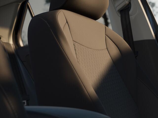 Volkswagen T-Roc Life First Edition 1.5 eTSI 150 PK | Trekhaak | Stoel- & Stuurverwarming | Carplay | Camera |