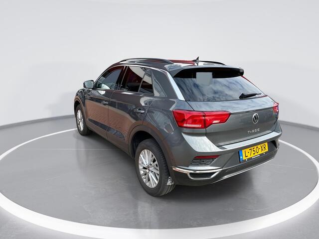 Volkswagen T-Roc 1.0 TSI 110pk Style · Camera · ACC · Apple/Android Car Play · Navigatie · Verkeersbord Detectie · Elek. Inklapbare Spiegels ·