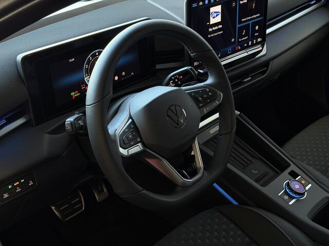 Volkswagen T-Roc 1.5 eTsi R-LINE 150PK EDITION BLACK STYLE 19''LMV IQ LED/GRIL/LOGO STOEL/STUUR.VERW ELEK.KLEP 2026