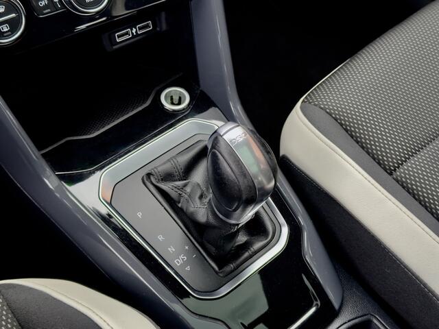 Volkswagen T-Roc 1.5 TSI AUT7 SPORT PANODAK LEDER NAVI CAMERA DIGI-DASH APPLE-CARPLAY LED LMV PDC