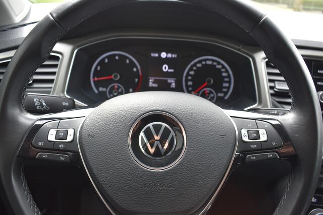 Volkswagen T-Roc 1.5 TSI Automaat Navi parkeer-camera