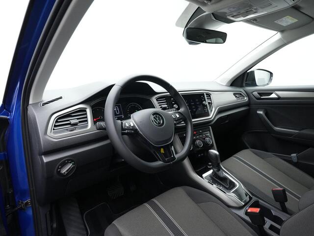 Volkswagen T-Roc 1.5 TSI 150 pk DSG Style | Panoramadak | Stoelverwarming | Adaptive Cruise | Navigatie | Carplay