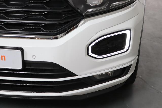 Volkswagen T-Roc 1.5 TSI Sport Business R ACC, Stoelverwarming, Apple CarPlay/Android Auto