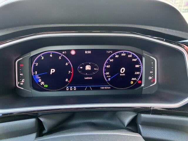 Volkswagen T-Roc 1.5 TSI R-Line / Navi / Carplay / Trekhaak afneembaar / Camera / Side assist