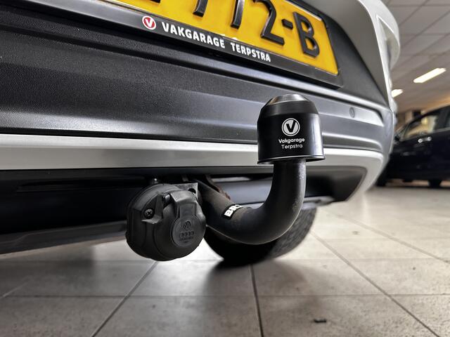 Volkswagen T-Roc 1.5 TSI Style/ Open-Pano Dak/ Automaat/ LED Koplampen/ Virtual Cockpit/ Trekhaak/ Clima/ Navi/ Cruise/ Bluetooth/ Multi.LEDER.Stuur/ Elek.Pakket/ Isofix/ PDC V+A.