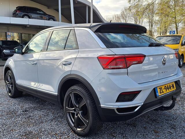 Volkswagen T-Roc 1.5 TSI 150pk Style (Trekhaak,Camera,Navi)