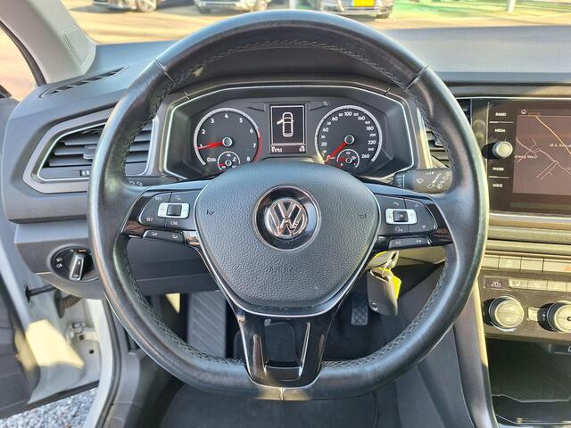 Volkswagen T-Roc 1.5 TSI 150pk Style (Trekhaak,Camera,Navi)