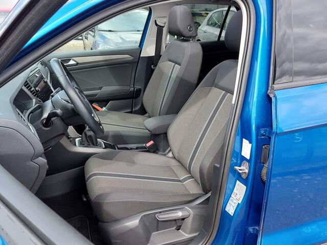 Volkswagen T-Roc 1.0 TSI 110pk Style Advance-Pack | 1ste Eigenaar | Apple Carplay+Android Auto | Clima | Adap.Cruise | Led Koplampen | Panorama Schuifdak | Pdc V+A+Camera | Privacy Glass | 17''lm