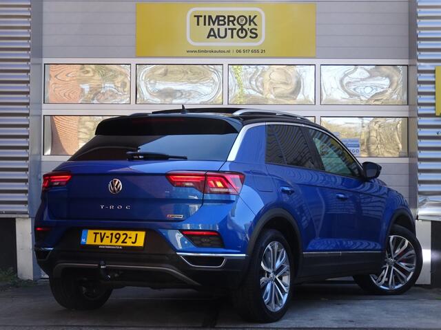 Volkswagen T-Roc 2.0 TSI 190pk DSG 4M *Pano/Leer/Digi/Trekh/NL Auto*