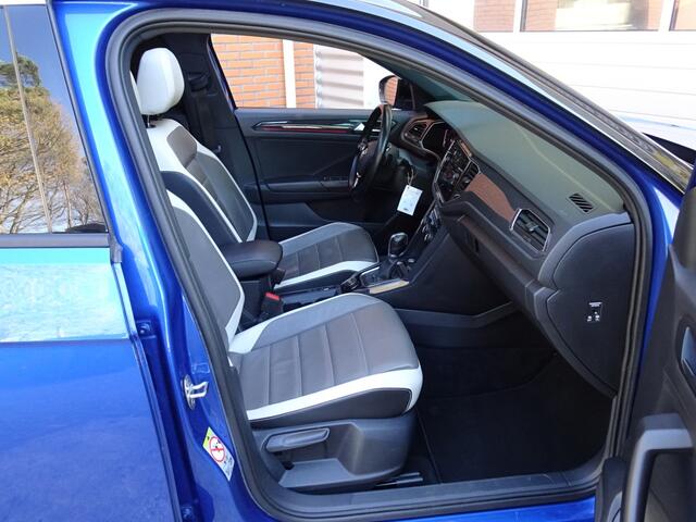 Volkswagen T-Roc 2.0 TSI 190pk DSG 4M *Pano/Leer/Digi/Trekh/NL Auto*