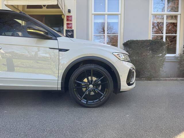 Volkswagen T-Roc 1.5 TSI R-Line, Pano, Camera