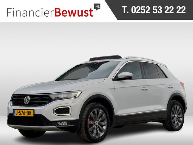 Volkswagen T-Roc 1.5 TSI AUT7 150PK PANODAK NAVI CAMERA DIGI-DASH APPLE-CARPLAY LED LMV PDC